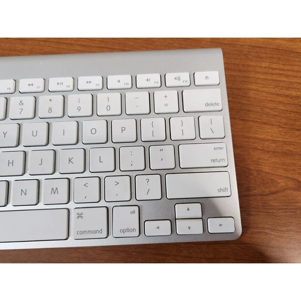 OEM Apple Wireless Bluetooth Keyboard Model A1314 For Mac Aluminium Tested